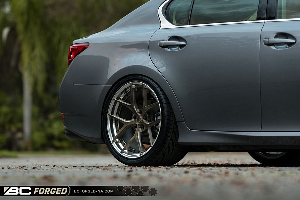 Фото дисков BC Forged HCS21 Глянцевая бронза на Lexus GS IV