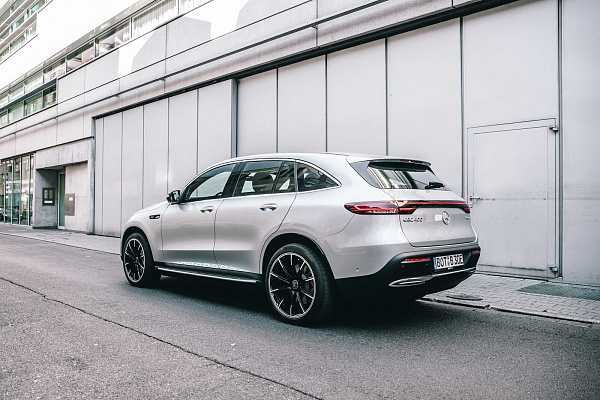 Фото дисков BRABUS Monoblock Z (Platinum Edition) Черный глянец на Mercedes-Benz EQC