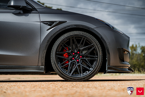 Фото дисков Vossen HF-7 Черный глянец на Tesla Model Y