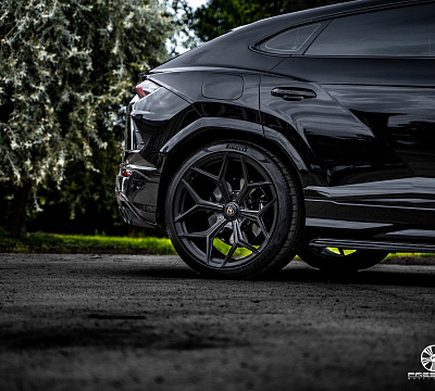 Фото дисков NOVITEC NL4 на Lamborghini Urus