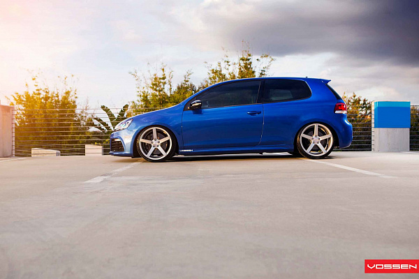 Фото дисков Vossen CV3 Серебро на Volkswagen Golf VII