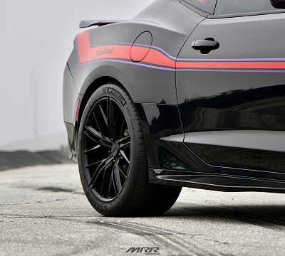 Фото дисков MRR M650 на Chevrolet Camaro VI