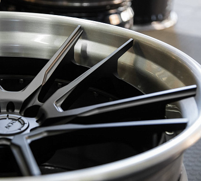ADV.1 ADV5.2 Track Spec CS