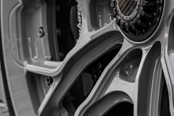 Фото дисков Brixton Forged PF14 R / RS Другой цвет на Lamborghini Huracan
