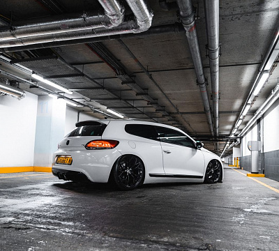 Фото дисков Bola FLF на Volkswagen Scirocco III