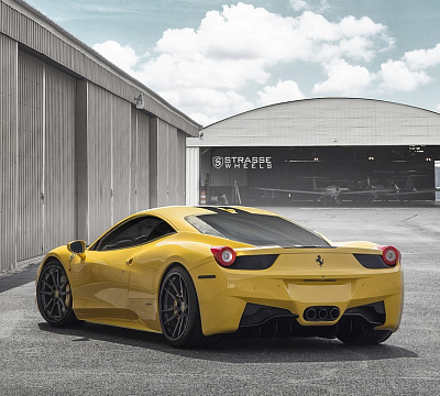 Фото дисков Strasse Wheels SV1 Deep Concave FS на Ferrari 458