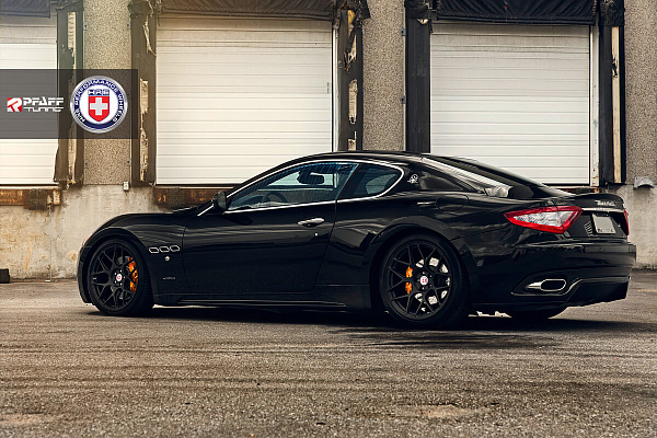 Фото дисков HRE P40SC Черный сатин на Maserati GranTurismo I