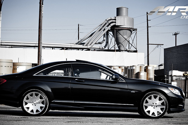 Фото дисков MRR HR3 Глянцевый лак на Mercedes-Benz CL (C216)