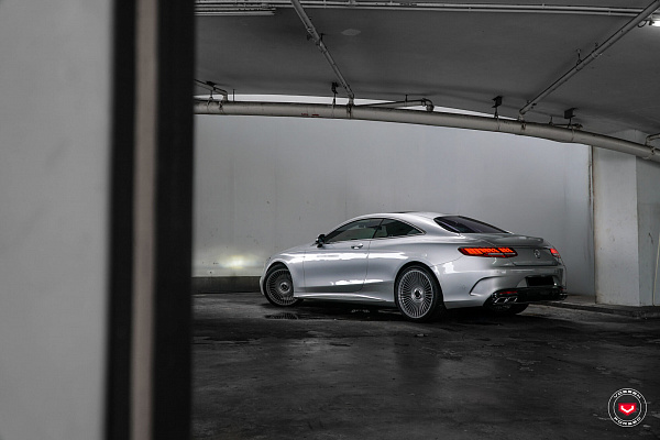 Фото дисков Vossen S17-16 Серебро на Mercedes-Benz S-Class (W222, C217)