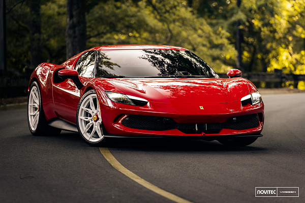Фото дисков NOVITEC NF11 Белый глянец на Ferrari 296