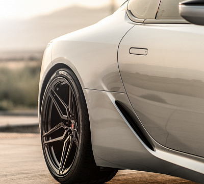 Фото дисков Vossen M-X1 на Lexus LC 500