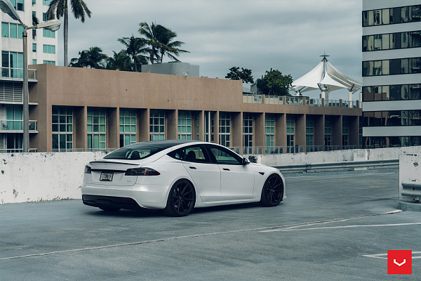 Фото дисков Vossen HF-3 Черный сатин на Tesla Model S