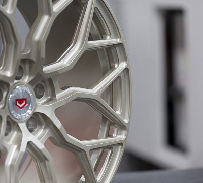 Vossen S17-01