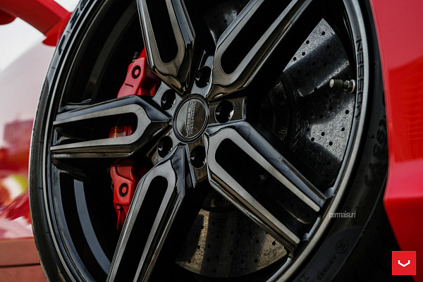 Фото дисков Vossen HF-1 Алмазная проточка на Ferrari 458