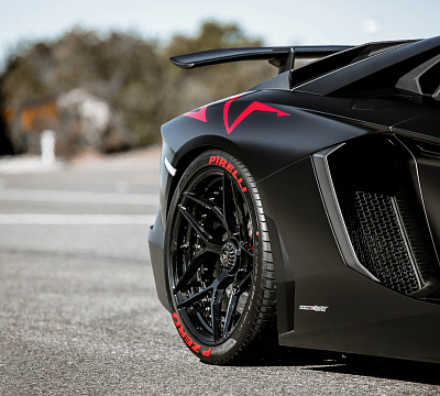 Фото дисков Brixton Forged PF5 на Lamborghini Aventador