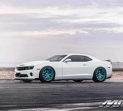 Фото дисков MRR FS01 на Chevrolet Camaro V
