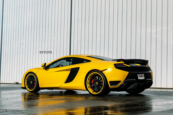 Фото дисков Strasse Wheels SV1 Deep Concave FS Другой цвет на McLaren 650S