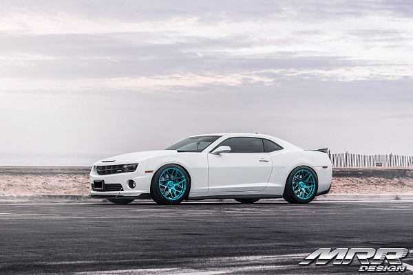 Фото дисков MRR FS01 Другой цвет на Chevrolet Camaro V