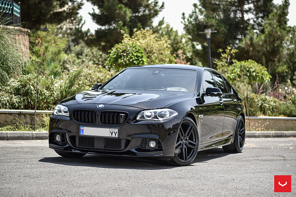 Фото дисков Vossen HF-1 Черный сатин на BMW 5/M5 (F10)