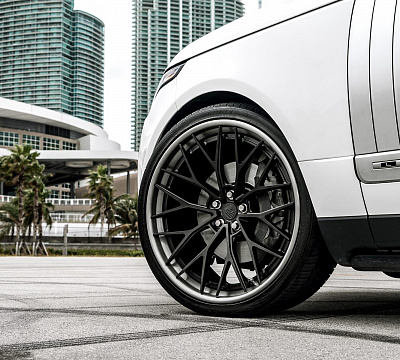 Фото дисков Anrky AN30 на Range Rover IV