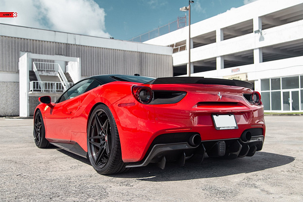 Фото дисков Anrky S3-X3 Черный глянец на Ferrari 488