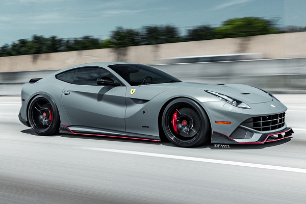Фото дисков Strasse Wheels SM5RT Deep Concave Monoblock Черный глянец на Ferrari 812