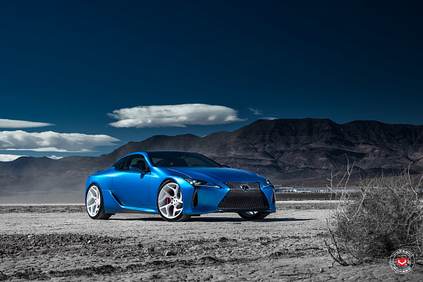 Фото дисков Vossen CG-205T Белый глянец на Lexus LC 500