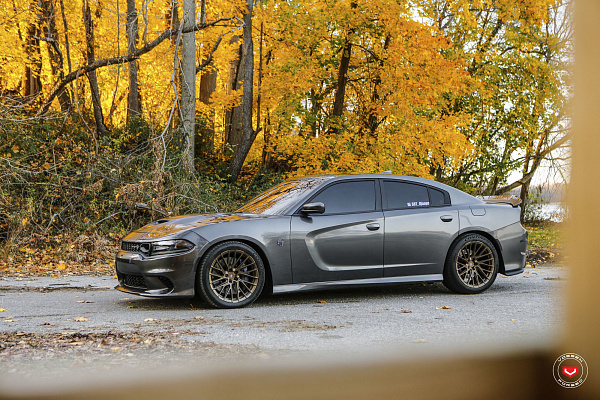 Фото дисков Vossen EVO-6T Сатиновая бронза на Dodge Charger VII