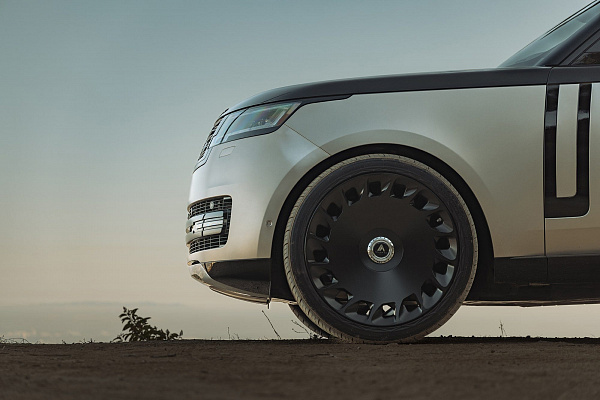 Фото дисков Asanti ARISTOCRAT Черный глянец на Land Rover Range Rover V