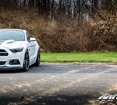 Фото дисков MRR M350 на Ford Mustang VI