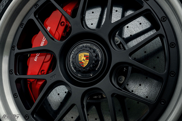 Фото дисков 1886 Wheels S007 Черный сатин на Porsche 911 VIII