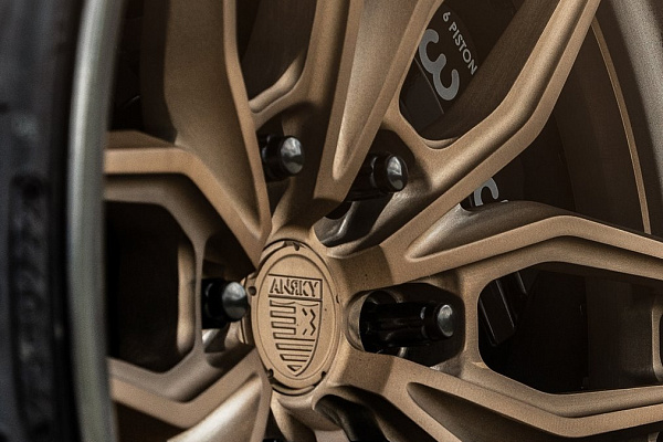Фото дисков Anrky AN36 Сатиновое золото на Ram 1500 V