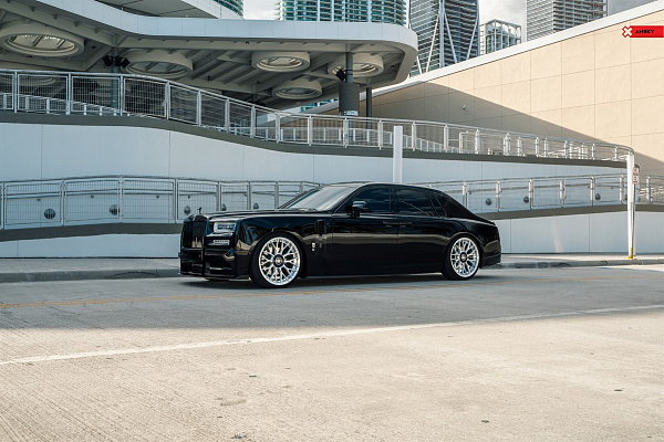 Фото дисков Anrky RF-277 Глянцевый лак на Rolls-Royce Phantom
