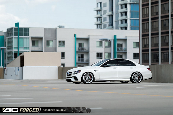 Фото дисков BC Forged RZ15 Глянцевый лак на Mercedes-Benz E-Class (W213, S213, C238)