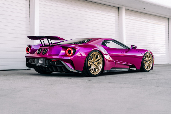 Фото дисков Brixton Forged PF14 R / RS Глянцевая шампань на Ford GT II