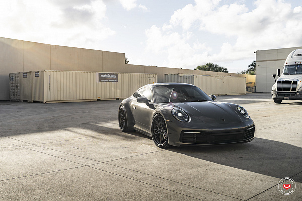Фото дисков Vossen M-X6 (3-Piece) Черный глянец на Porsche 911 VIII