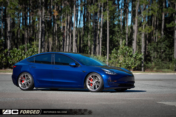 Tesla Model 3 Performance