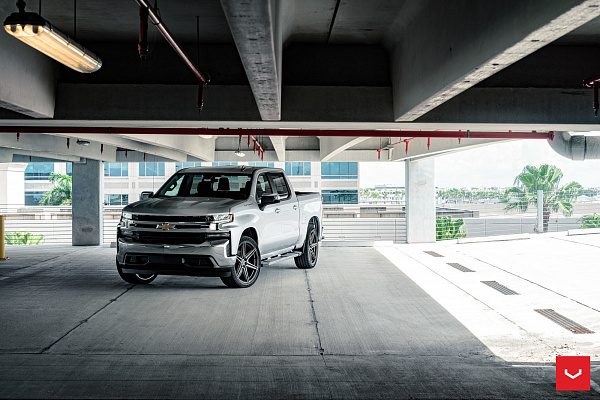 Фото дисков Vossen HF6-2 Алмазная проточка на Chevrolet Silverado IV