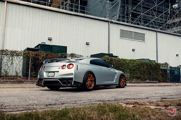 Фото дисков Vossen S21-01 Глянцевая темная медь на Nissan GT-R