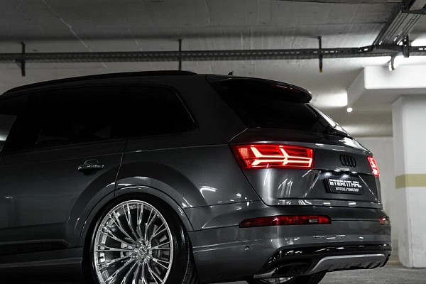 Фото дисков ST Wheels ST11 Полированный лак на Audi Q7 (4M)