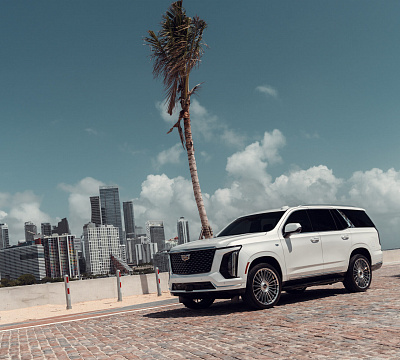 Фото дисков Vossen HF-8 на Cadillac Escalade V