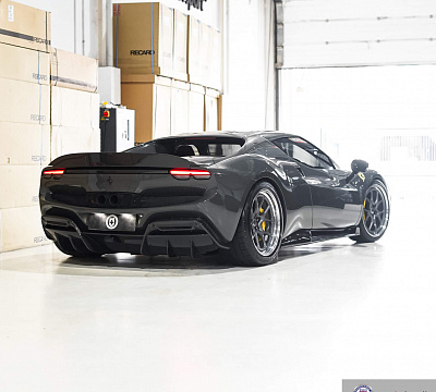 Фото дисков HRE 521 на Ferrari 296