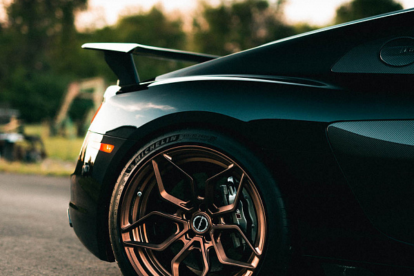 Фото дисков Brixton Forged PF9 Сатиновая медь на Audi R8 (4S)