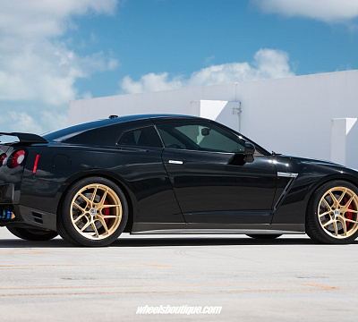 Фото дисков HRE R101 Lightweight на Nissan GT-R