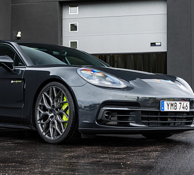 Фото дисков Vossen HF-2 на Porsche Panamera II