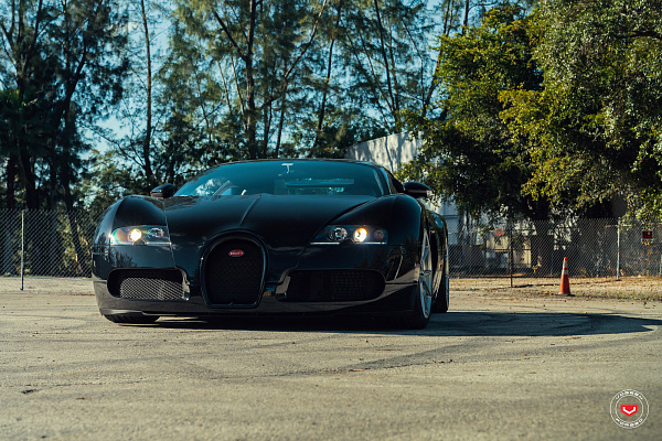 Фото дисков Vossen EVO-2R Глянцевый лак на Bugatti Veyron