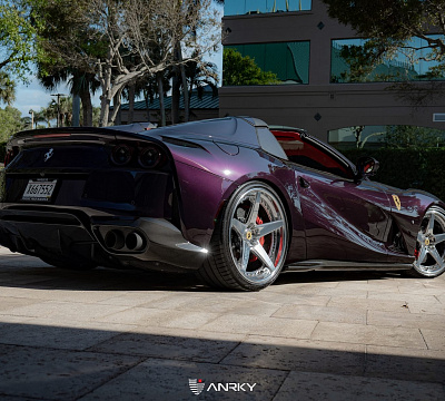 Фото дисков Anrky RS5.3 на Ferrari 812