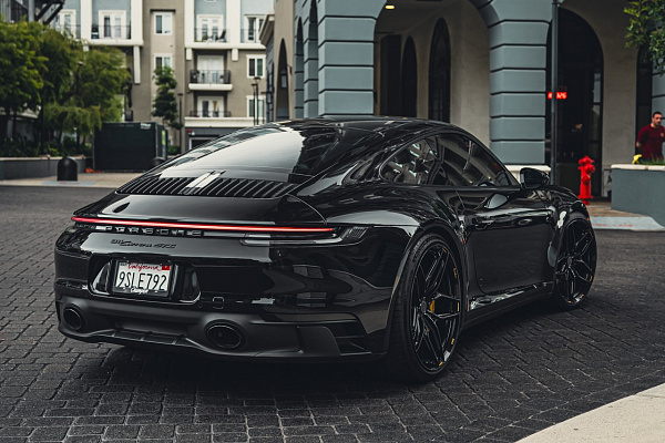 Фото дисков Brixton Forged PF12 R / RS Черный глянец на Porsche 911 VIII