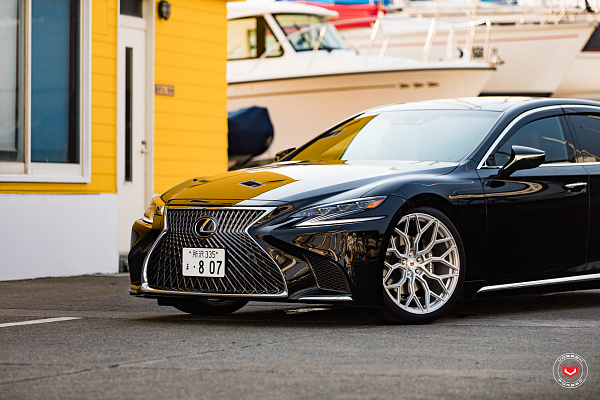 Фото дисков Vossen S17-01 Глянцевый лак на Lexus LS IV