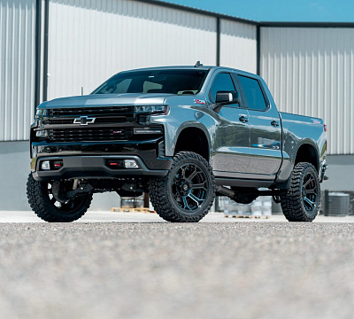 Фото дисков 4PLAY 4P70 на Chevrolet Silverado IV
